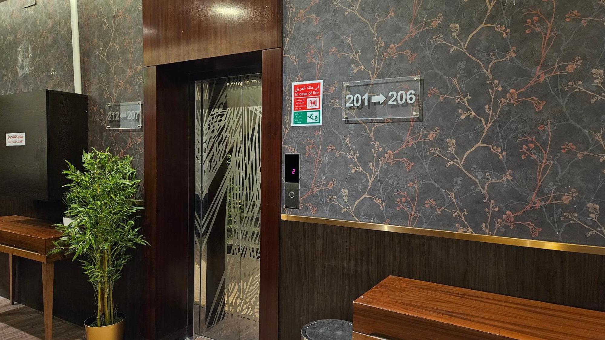 رحال البحر للشقق المخدومة Rahhal Albahr Serviced Apartments Djedda Buitenkant foto